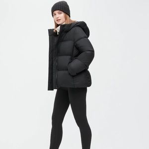 UNIQLO BLACK PUFFER